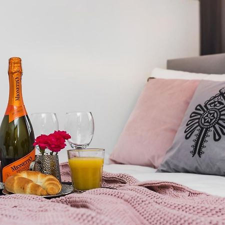 Esti Apartament Nad Jeziorem Czorsztynskim Exteriör bild